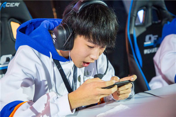 《新星崛起:年轻选手在电竞舞台闪耀》的简单介绍 《新星崛起:年轻选手在电竞舞台闪耀》的简单介绍