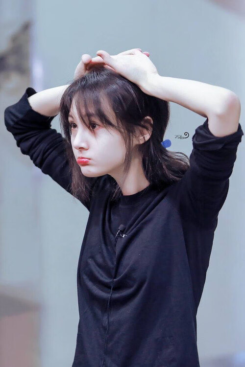 爱游戏体育官方网站-格拉纳达豪取三分，重返争冠集团，格拉纳达历史