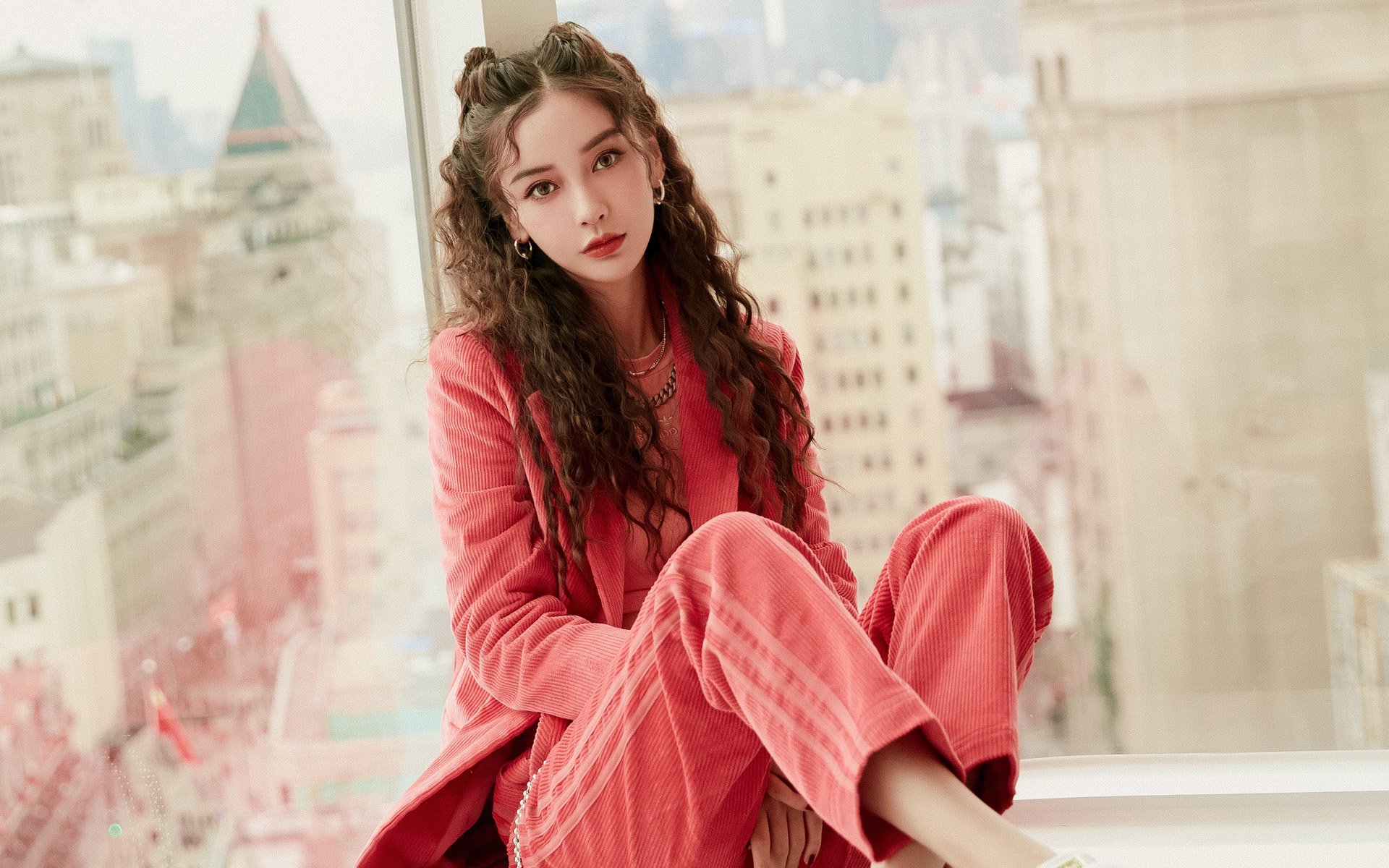 AYX SPORTS-自由泳冲刺摩纳哥保持领先节奏，自由泳 冲刺