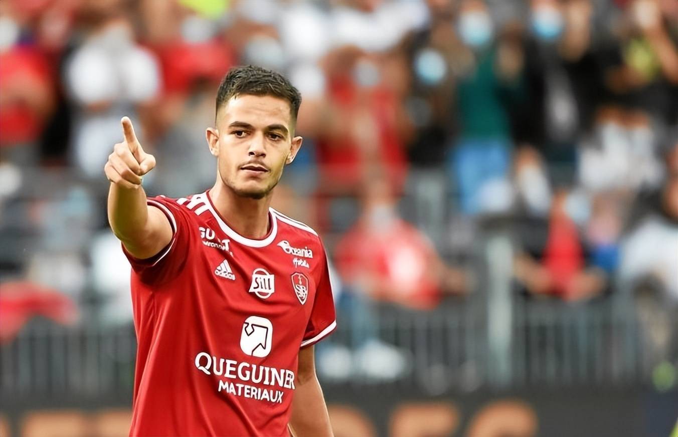 爱游戏体育：法甲阿雅克肖的年轻球员培养计划的简单介绍