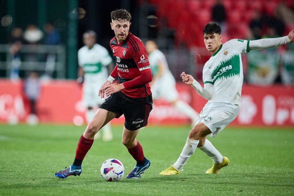 包含爱游戏体育：西甲希洪竞技的青训体系与未来展望的词条