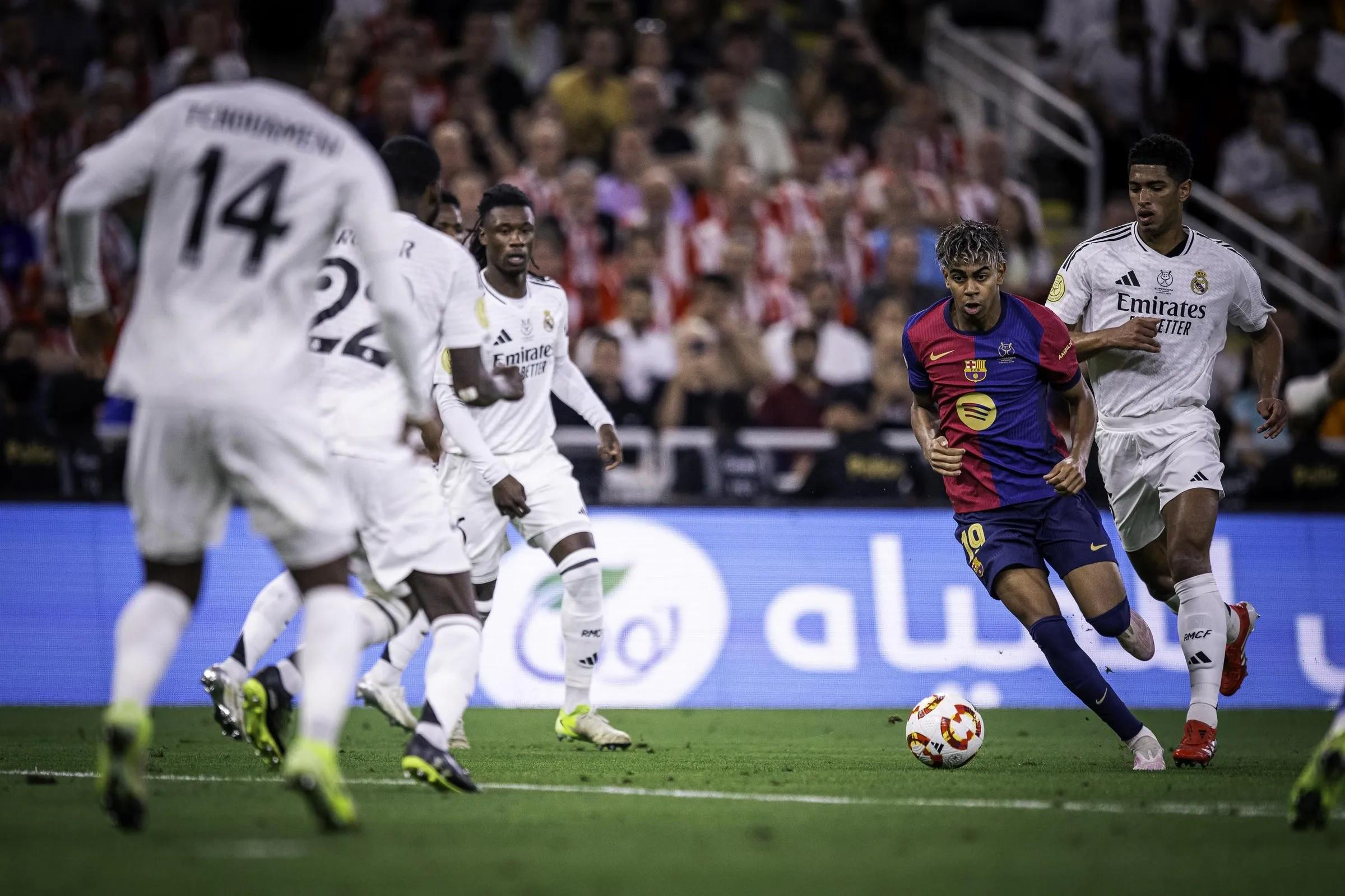 爱游戏体育:西甲新星崛起:巴萨小将打破纪录 爱游戏体育:西甲新星崛起:巴萨小将打破纪录