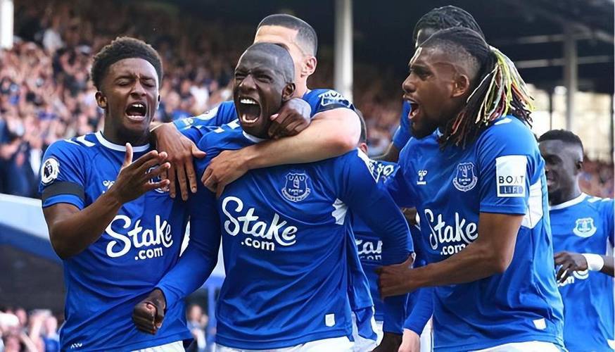 爱游戏体育:英超的教练战术对抗:历史上的经典思想碰撞的简单介绍 爱游戏体育:英超的教练战术对抗:历史上的经典思想碰撞的简单介绍