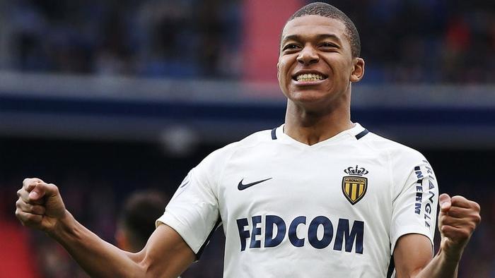 包含爱游戏体育:法甲的历史演变:传奇与现实的词条 包含爱游戏体育:法甲的历史演变:传奇与现实的词条